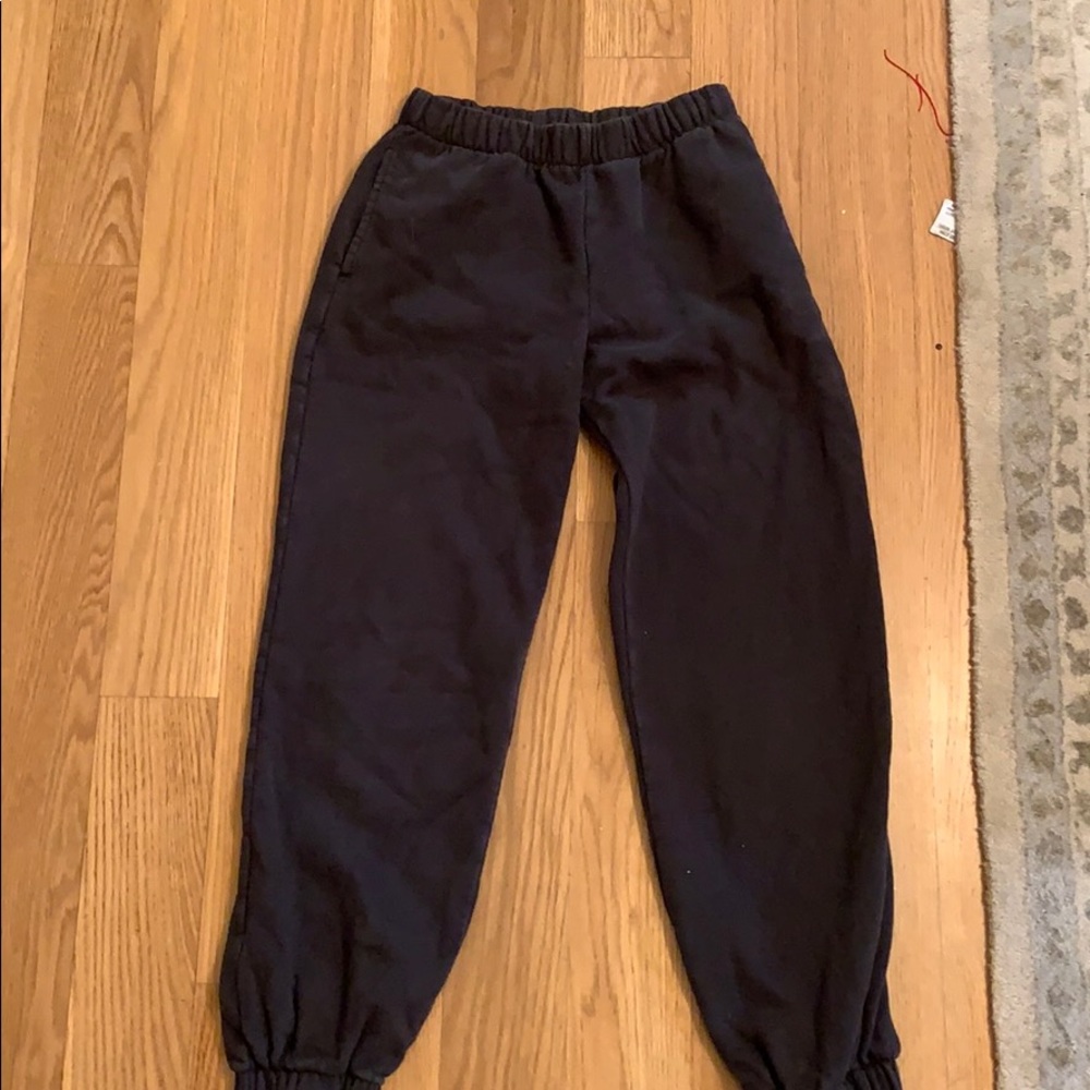 Black brandy Melville sweatpants
